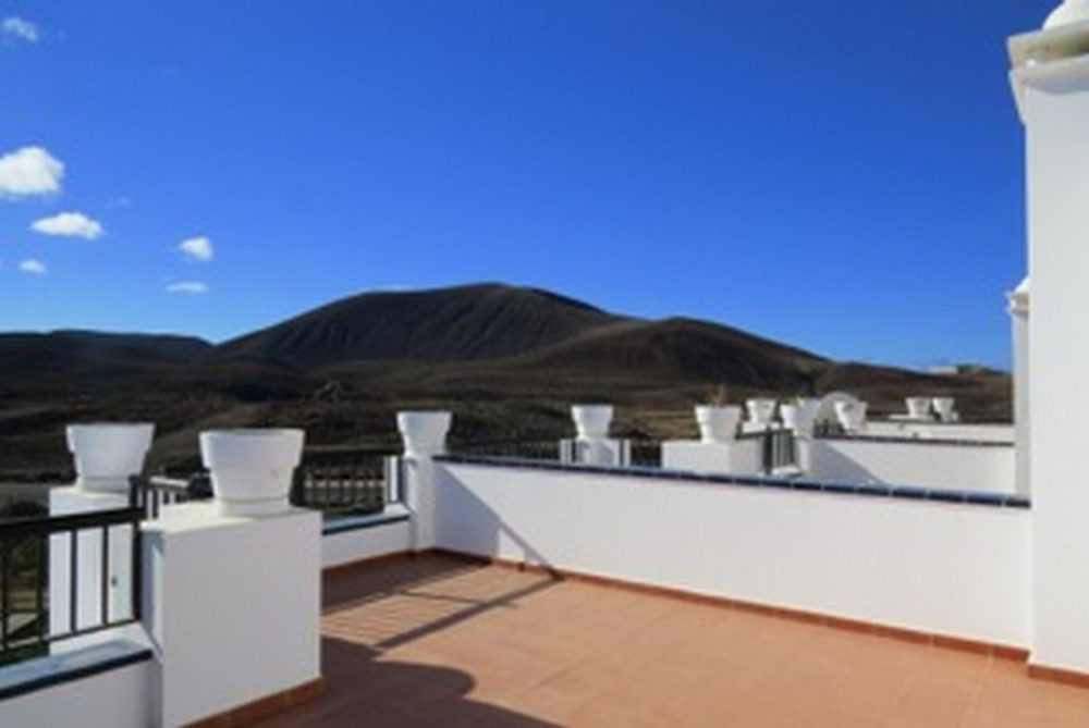 Townhouse Corralejo Fuerteventura For Rent 052 2