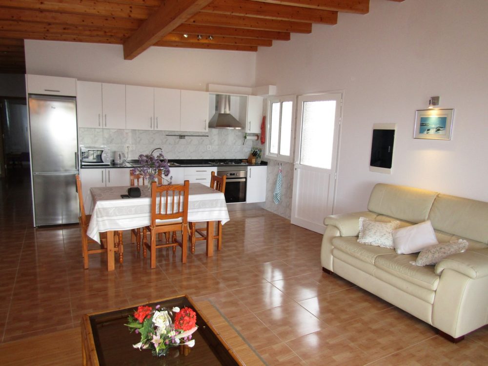 Apartment La Oliva Fuerteventura For Rent 072 0006