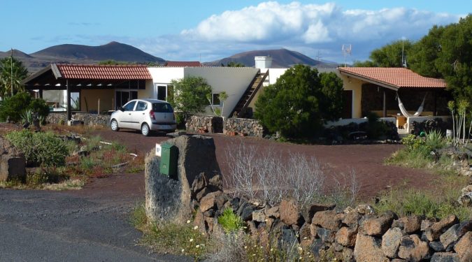 Villa with Apartments Lajares Fuerteventura For Sale 5010010